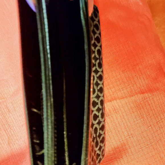 Coach Wallet - Picture 3 of 9